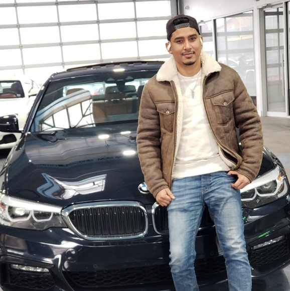 Meet your Posher, Mahbubur - Picture 1 of 1